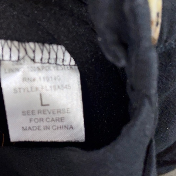 Super cute black Lilyful button front retro short sleeve romper casual fashion - Picture 6 of 12